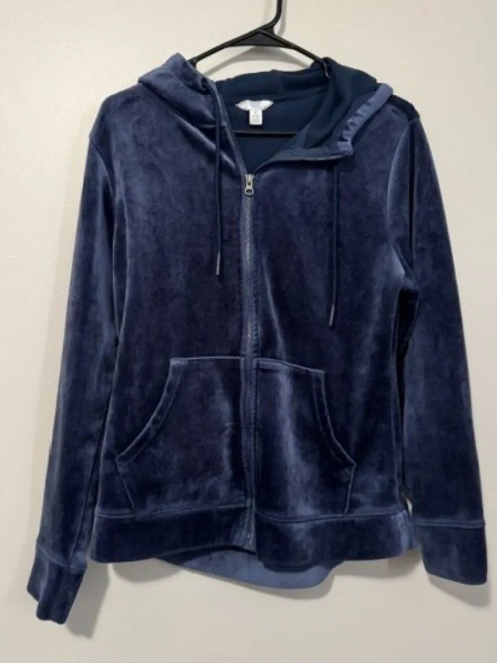 Woman's Time and Tru Long Sleeve Full Zip Hoodie Color Blue Size Medium (8-10)